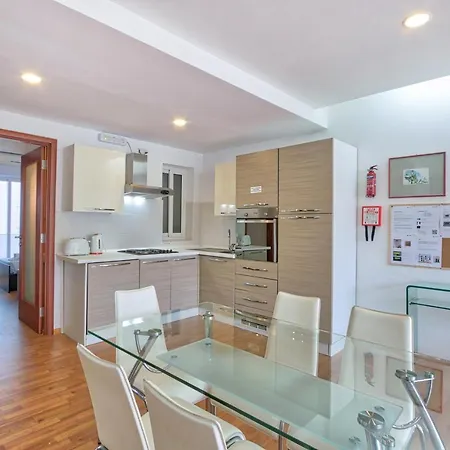 Sant Antnin Sea Side Penthouse By Haven And Keys Malta סליאמה