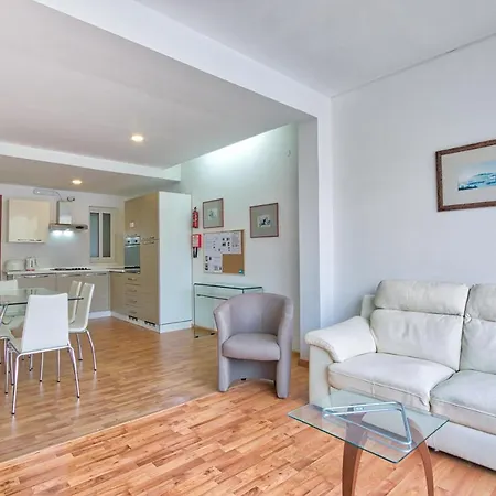 Sant Antnin Sea Side Penthouse By Haven And Keys Malta * Sliema