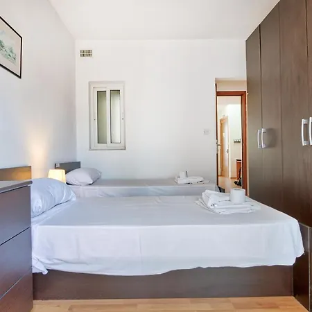 Sant Antnin Penthouse - Ferries - Sea Views *