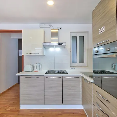 Sant Antnin Penthouse - Ferries - Sea Views