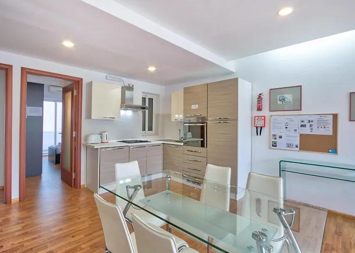 Sant Antnin Sea Side Penthouse By Haven And Keys Malta 슬리에마