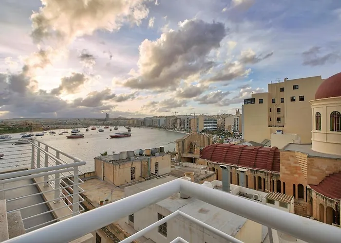 아파트 Sant Antnin Sea Side Penthouse By Haven And Keys Malta 슬리에마