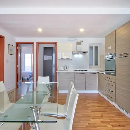Sant Antnin Sea Side Penthouse By Haven And Keys Malta Appartement Sliema